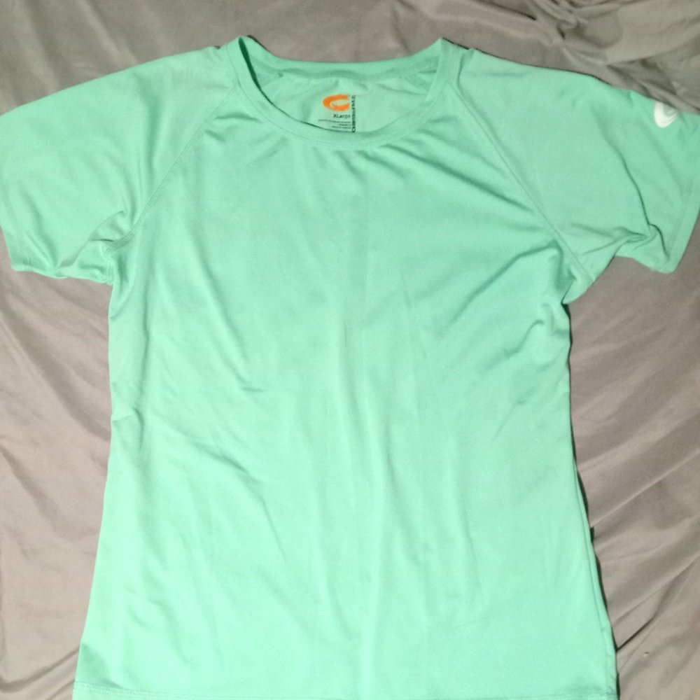 XL "O'Rageous" aqua colored active short sleeve tee